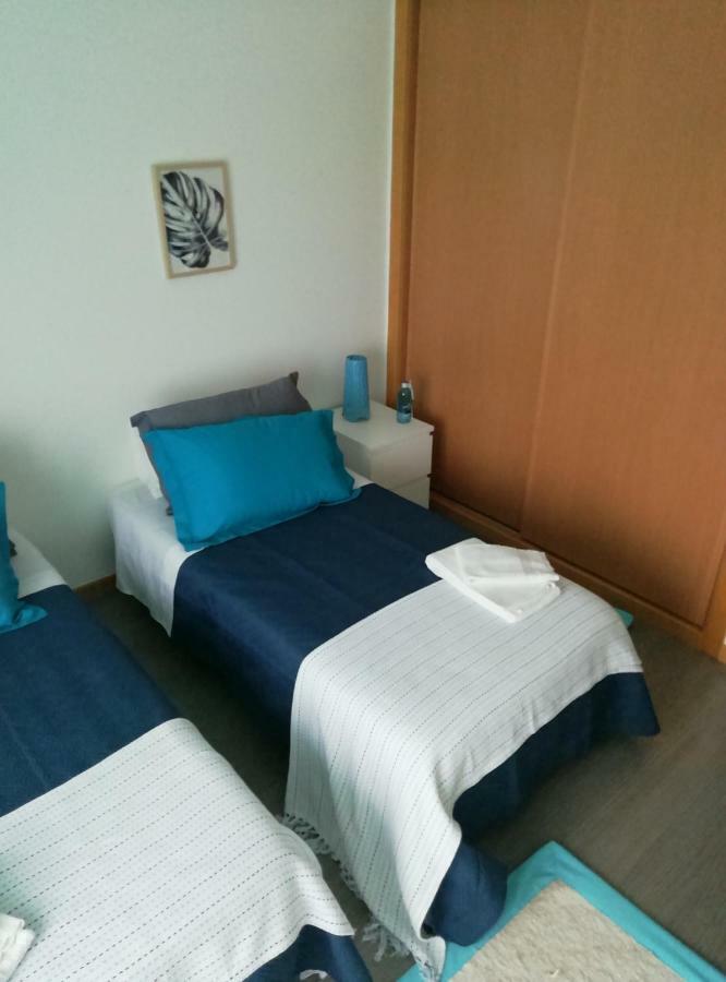 フェレルBaleal Bica Apartamentoアパートメント エクステリア 写真